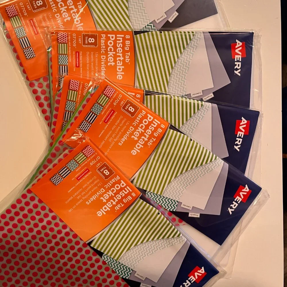 Big Tab Insertable Pocket Plastic Dividers by Avery (5 packs /8 divers per pack)